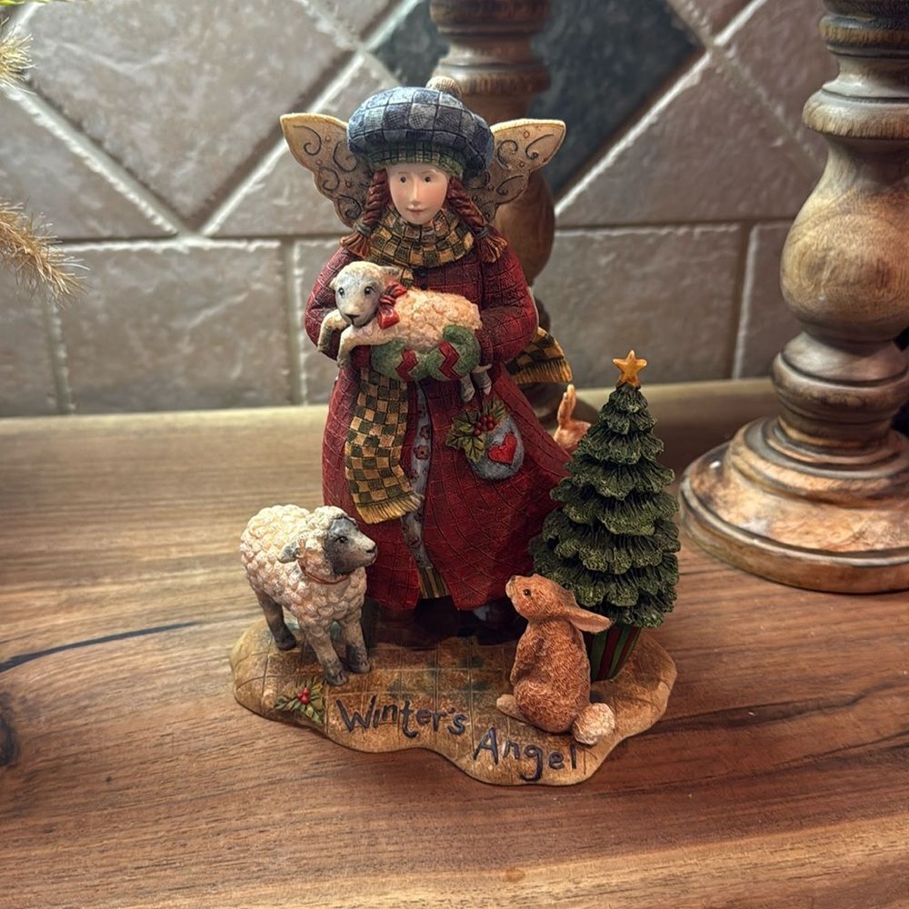 Everyday Angels “Abigail” Figurine First Edition 1999 - Great Conditiom